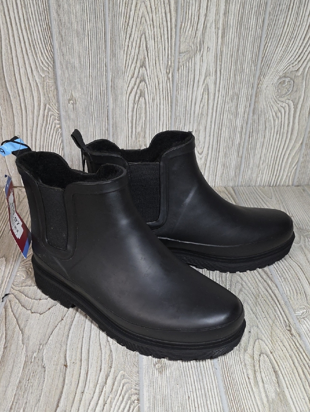 Chooka Black Faux Fur Lined Rubber Waterproof Rain Boots Womens Size 9 NWT
